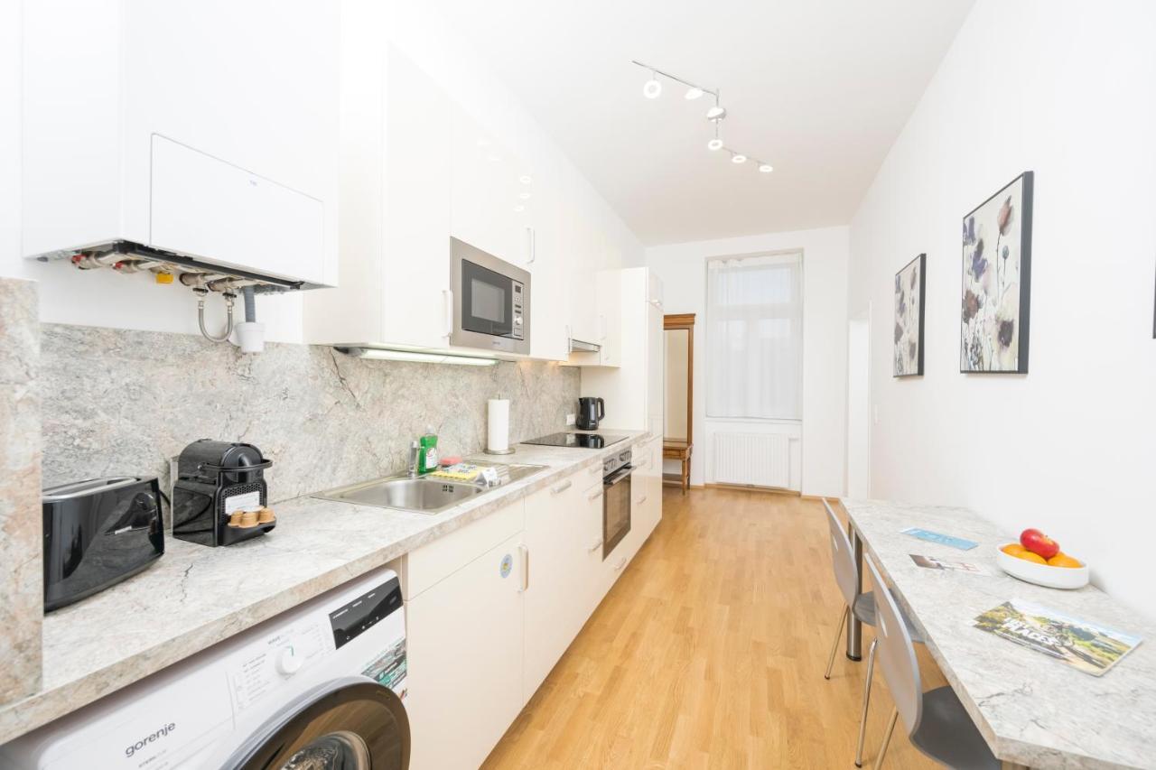 Of Hernals Apartamento