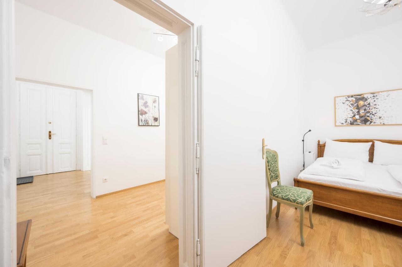 Of Hernals Apartamento